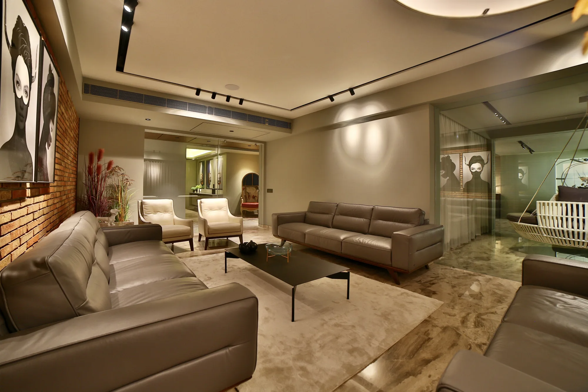 Living spaces · Colour & Grain
